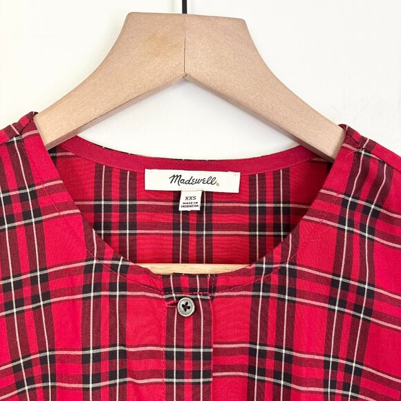 Madewell NWOT red plaid short sleeve button down 3/4 down with ruffle bottom - Picture 2 of 5